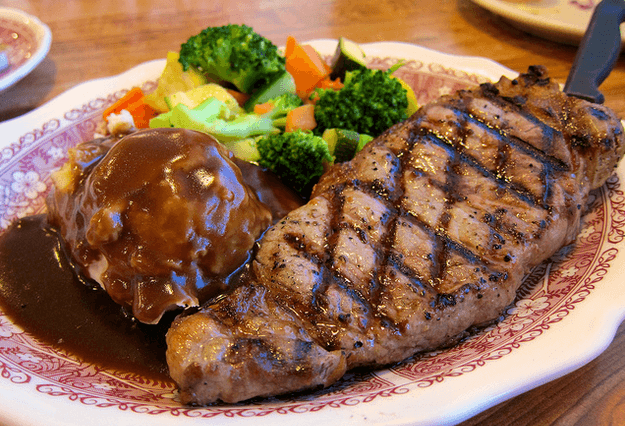 New York steak  ( filete de vaca a la parrilla)