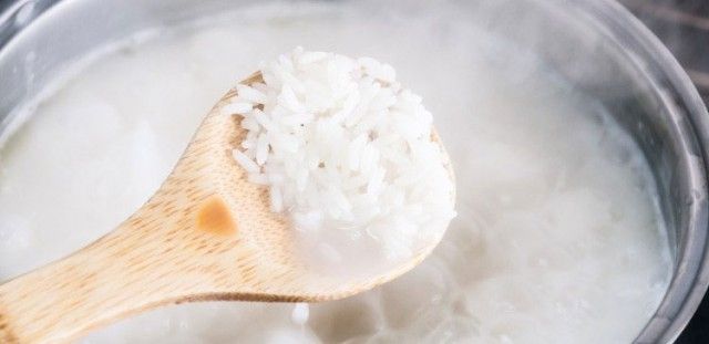 cocinar arroz menos calorias